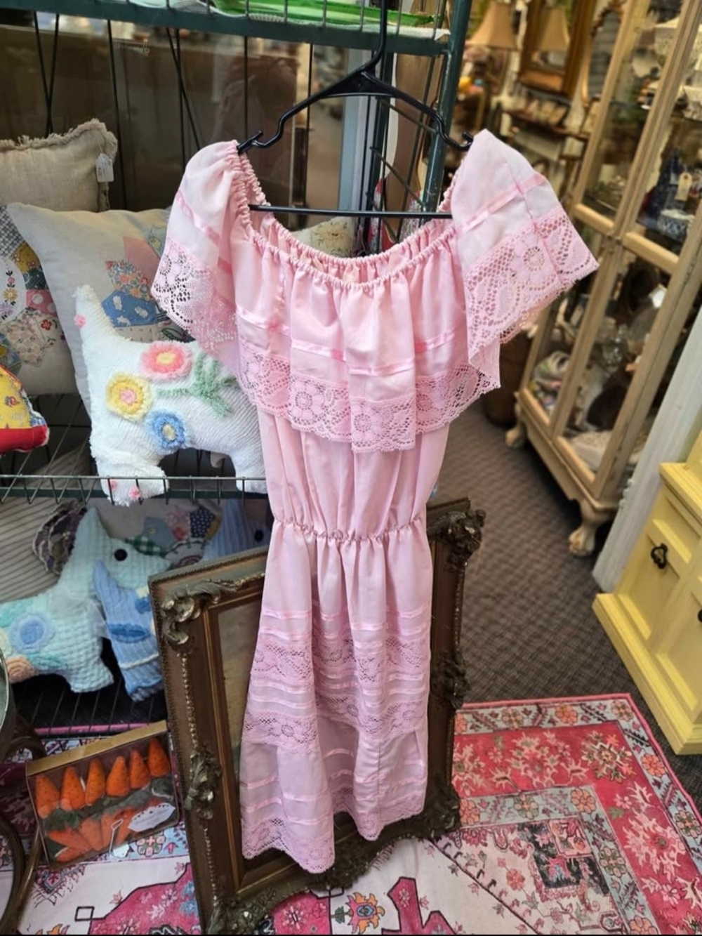 Pink Off-Shoulder Lace Midi Dress